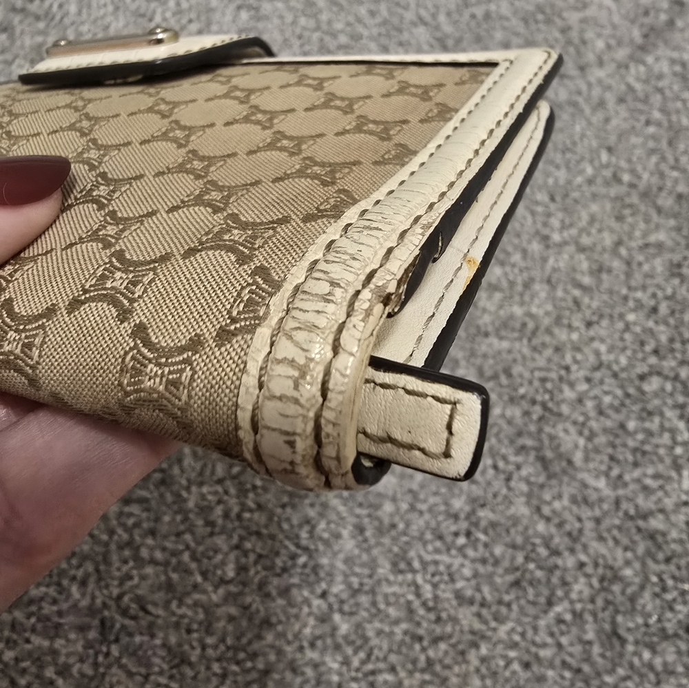 Celine Vintage Canvas Trifold Wallet Neutrals Classic Chic Luxury Minimalist - Picture 15 of 16